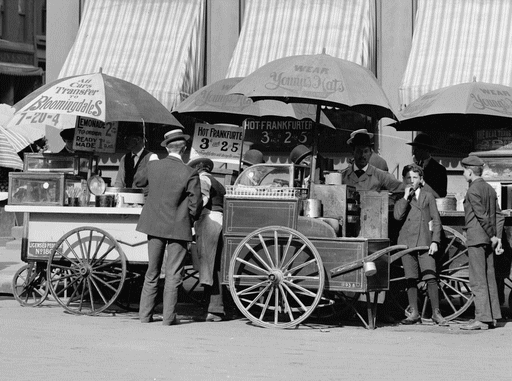 Mozgóboltok régről